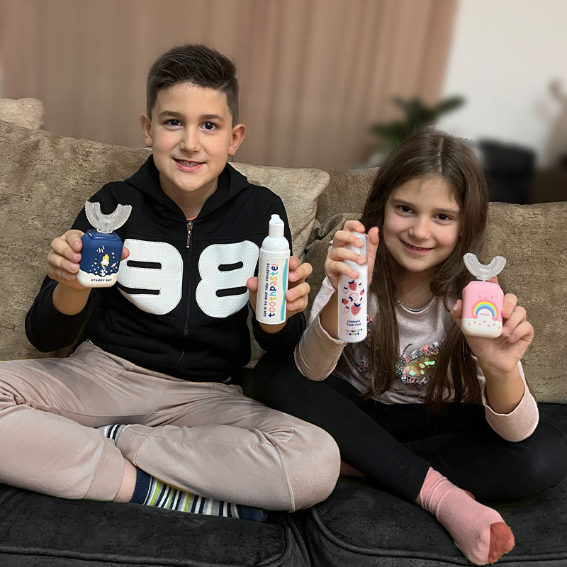 Družinski set Belli Denti® - 2x električna zobna ščetka in 2x penasta zobna pasta